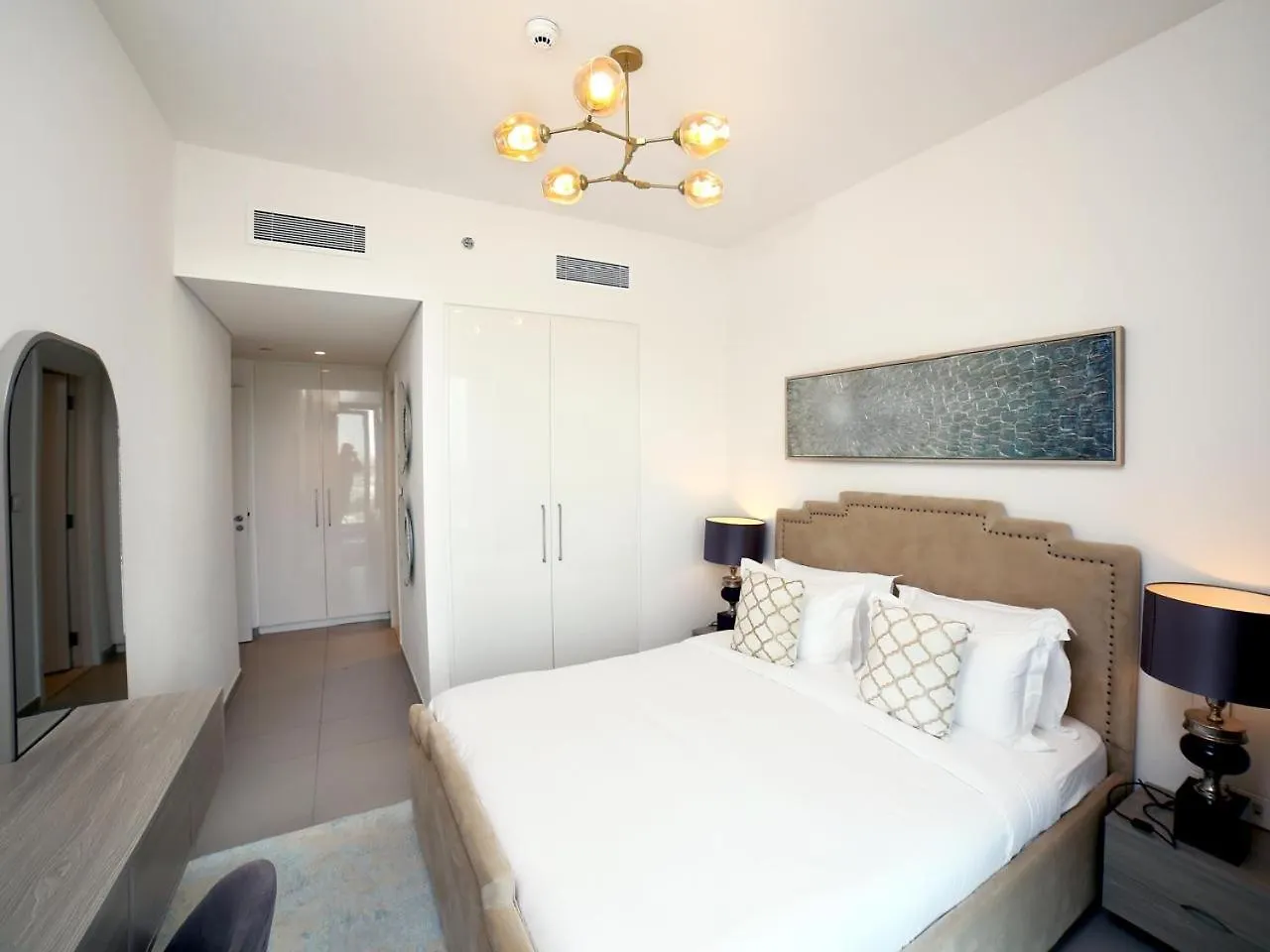 Apartment Downtown Views Dubai Mall 2-Bedroom Haven