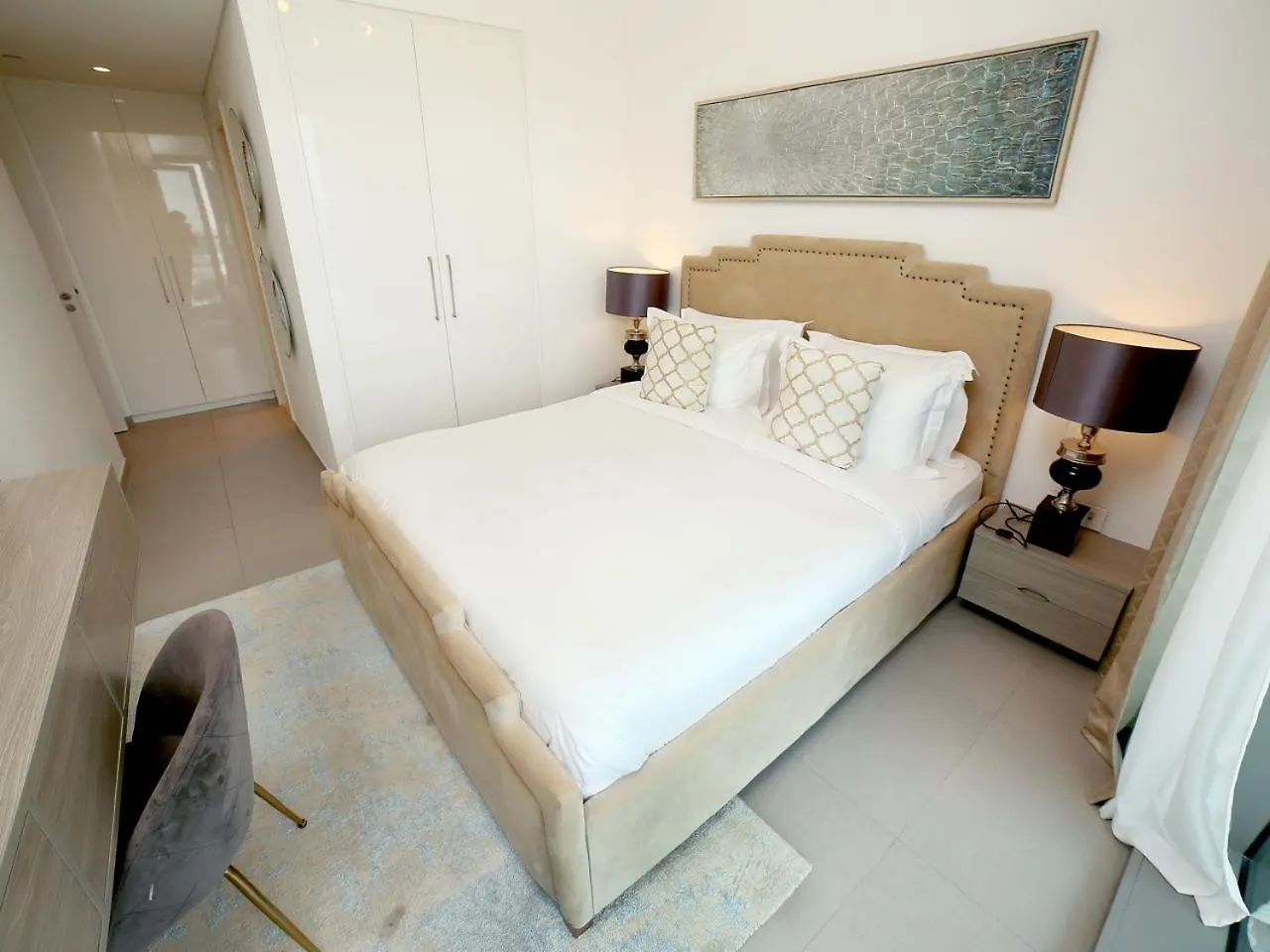 Downtown Views Dubai Mall 2-Bedroom Haven 0*,  United Arab Emirates