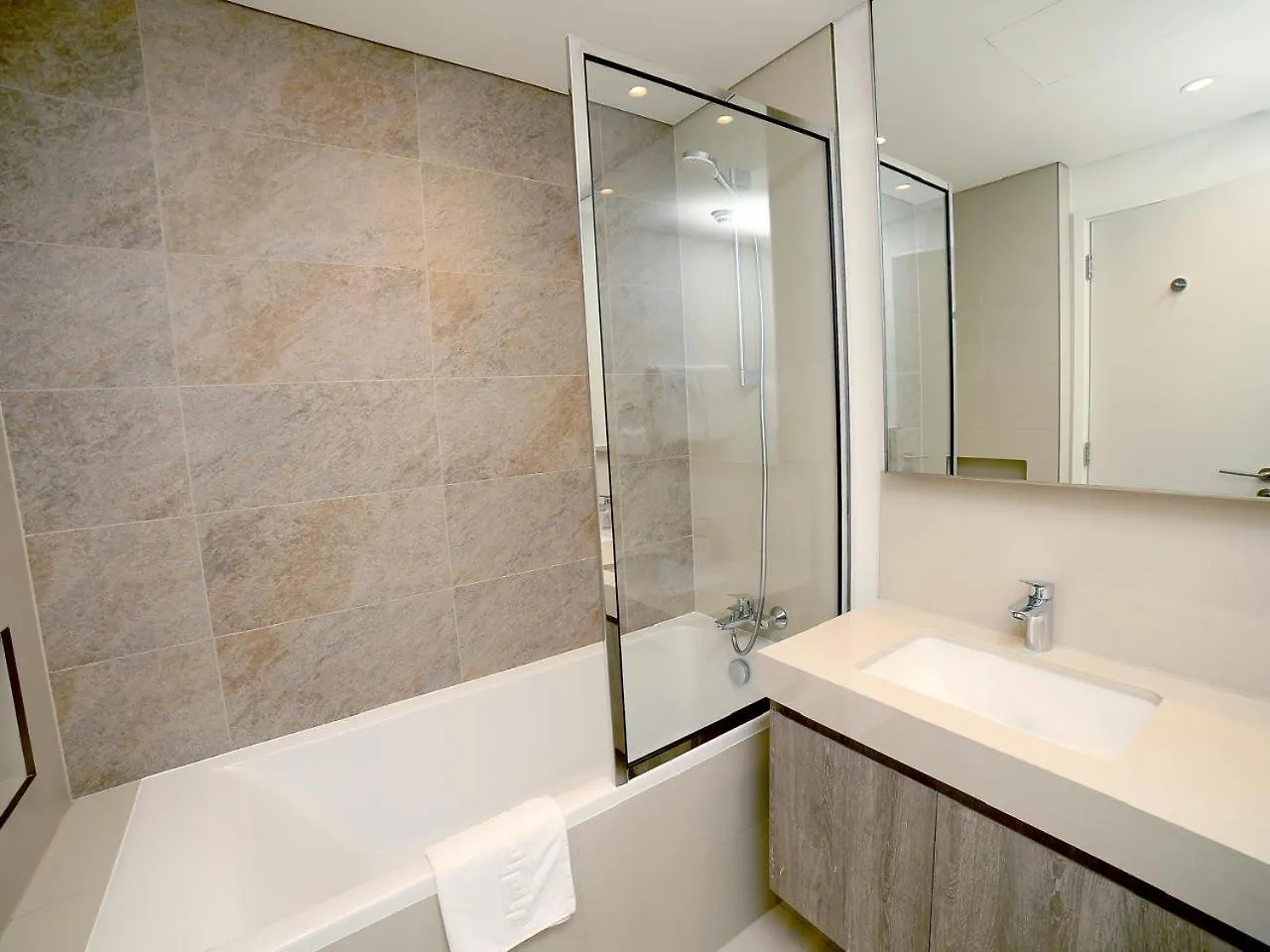 Apartment Downtown Views Dubai Mall 2-Bedroom Haven United Arab Emirates